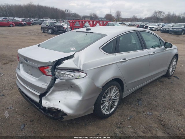 3FA6P0H90GR104044 Ford FUSION SE