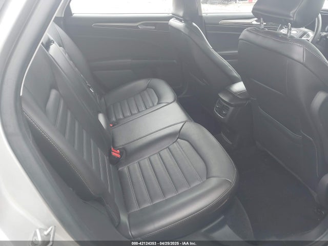 3FA6P0H90GR104044 Ford FUSION SE