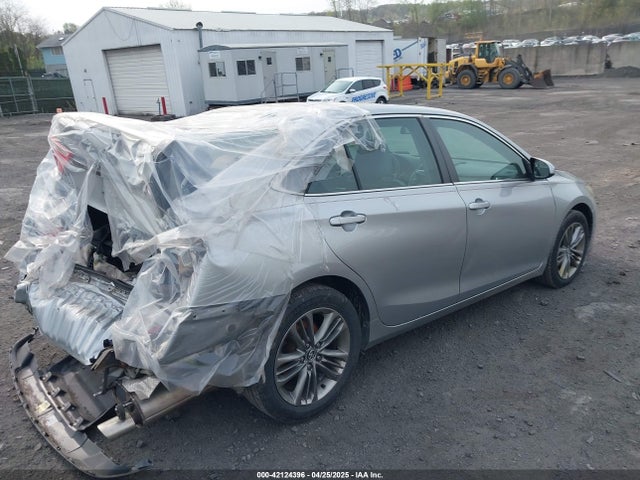 4T1BF1FK1FU947213 Toyota CAMRY SE