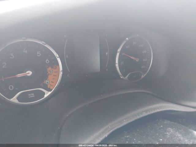 ZACCJABB1JPJ40873 Jeep Renegade Latitude Fwd