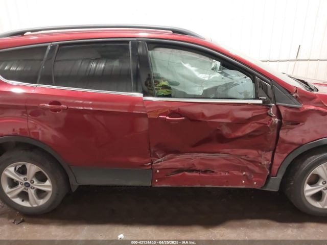 1FMCU9GX1EUA05440 Ford ESCAPE SE