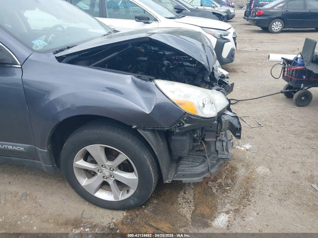 4S4BRBDC4E3207670 Subaru Outback 2.5i Premium