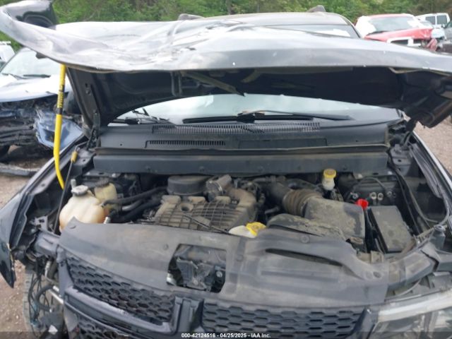 3C4PDCGG8HT594617 Dodge Journey Crossroad Plus