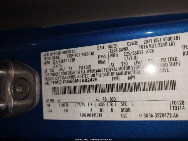 1FMCU9G60MUB02425 Ford ESCAPE SE
