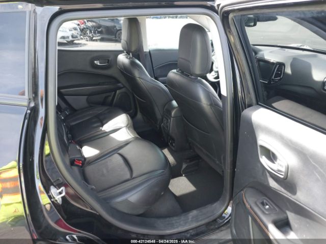 3C4NJDCB7KT596544 Jeep Compass Limited 4x4