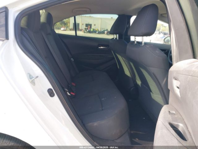JTDEPMAE7MJ171671 Toyota COROLLA LE