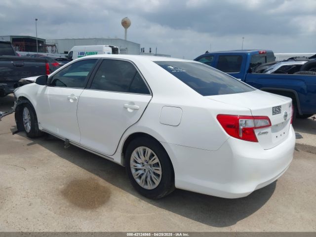4T1BF1FK5EU332579 Toyota CAMRY LE
