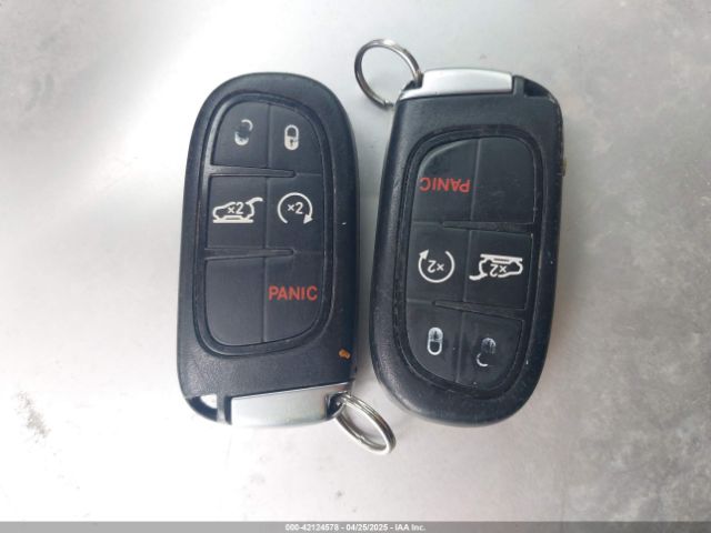 2019 JEEP CHEROKEE 1C4PJLLBXKD280354 Photo 10