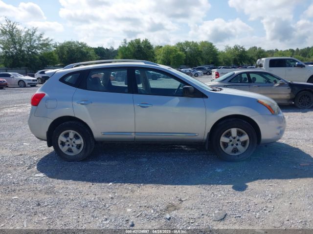 JN8AS5MT8EW622130 Nissan Rogue Select S