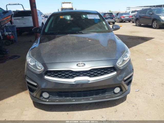 3KPF24AD7ME294409 KIA Forte Lxs