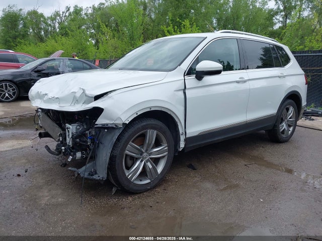 3VV5B7AX9JM003158 Volkswagen Tiguan 2.0t Sel Premium