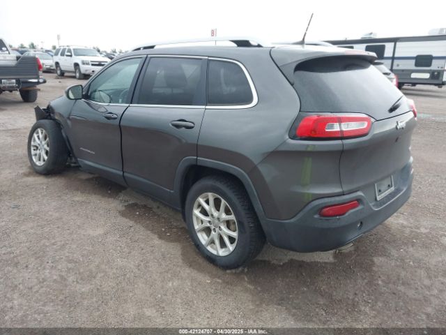 1C4PJLCB8GW370078 Jeep Cherokee Latitude