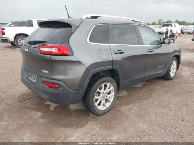1C4PJLCB8GW370078 Jeep Cherokee Latitude