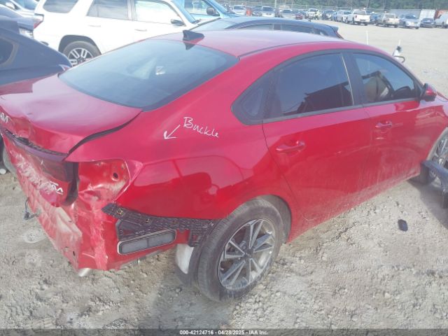 3KPF24AD6RE789580 KIA Forte Lxs