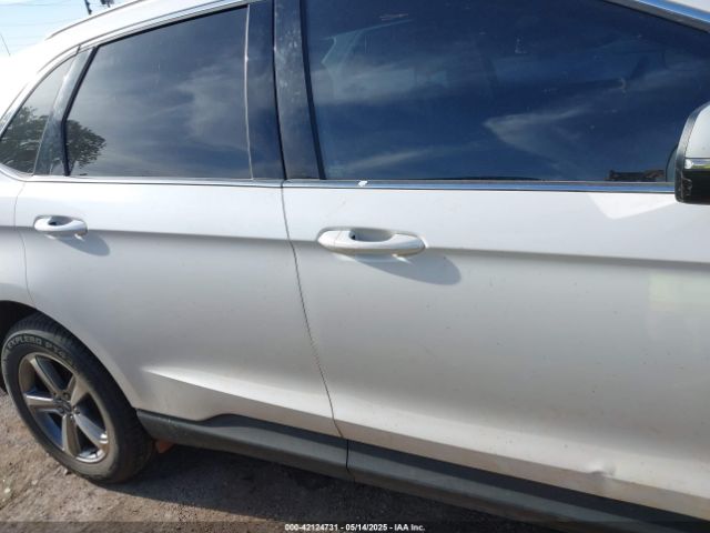 2FMPK4J94KBB75832 Ford EDGE SEL