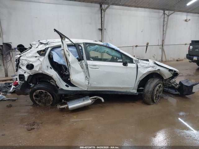 JF2GTAPC2M8346121 Subaru Crosstrek Premium
