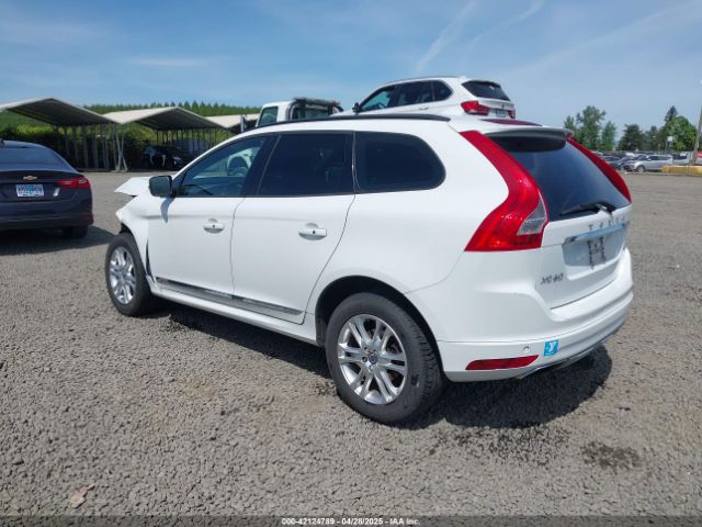 2016 VOLVO XC60 YV440MDJ8G2811035 Photo 2