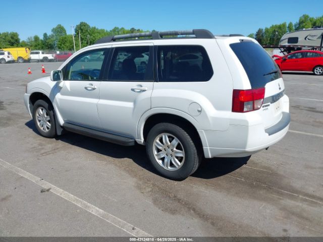 2011 MITSUBISHI ENDEAVOR 4A4JM2AS3BE006846 Photo 2