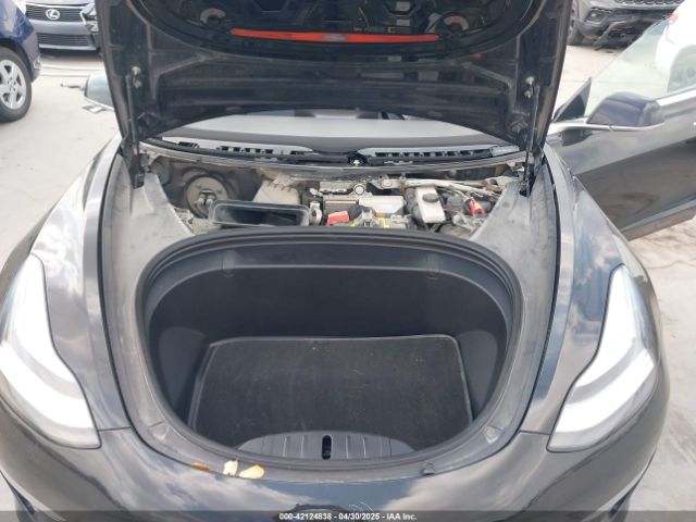 5YJ3E1EB3JF178812 Tesla Model 3 Long Range/performance