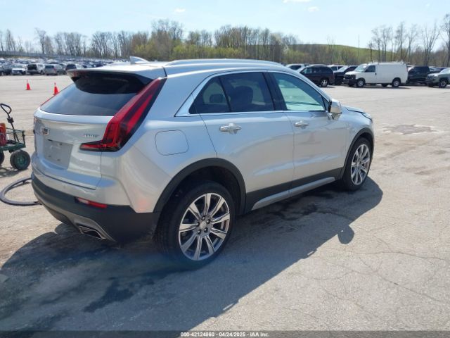2022 CADILLAC XT4 1GYFZDR47NF157553 Photo 3