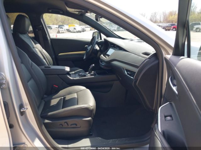 2022 CADILLAC XT4 1GYFZDR47NF157553 Photo 4