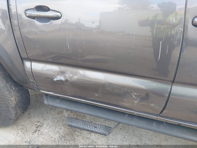 5TFCZ5AN0GX032278 Toyota Tacoma Trd Off Road