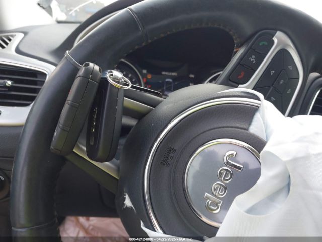 2019 JEEP COMPASS 3C4NJCBB1KT646706 Photo 10