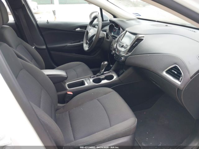 2017 CHEVROLET CRUZE 3G1BE6SM3HS541473 Photo 4