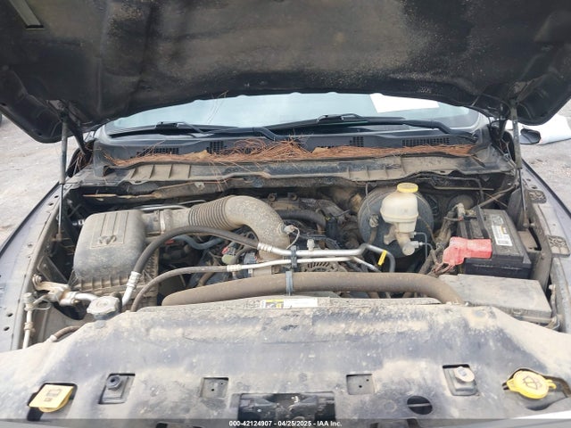 1C6RR7KT5MS573295 RAM 1500 Classic Tradesman  4x4 5'7 Box
