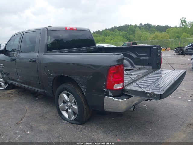 1C6RR7KT5MS573295 RAM 1500 Classic Tradesman  4x4 5'7 Box