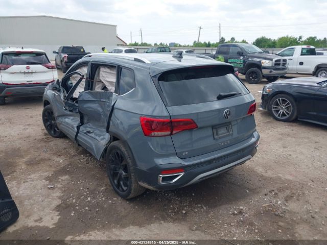 2022 VOLKSWAGEN TAOS 3VVRX7B29NM084478 Photo 2