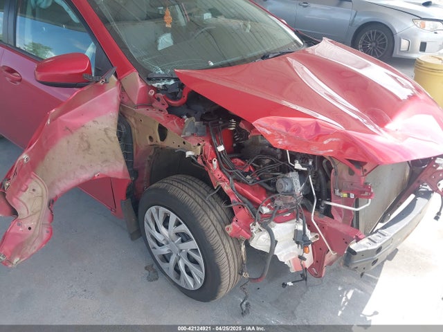 2T1BURHE5HC959719 Toyota COROLLA LE