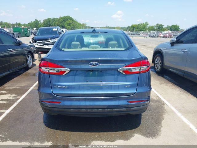 3FA6P0H72KR123170 Ford FUSION SE
