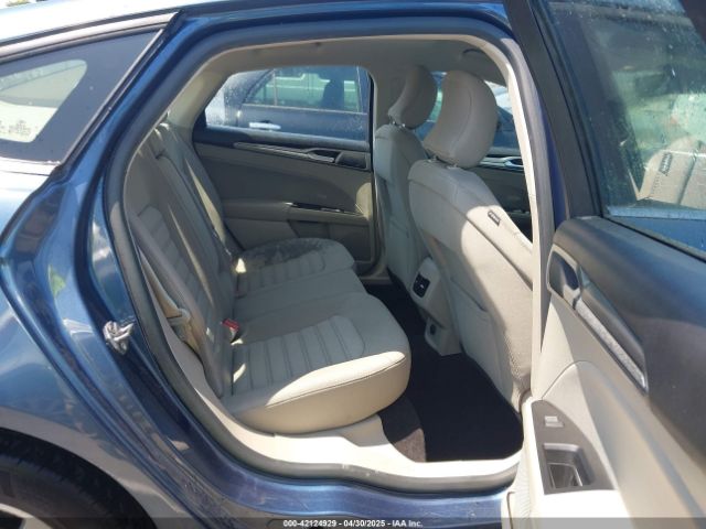 3FA6P0H72KR123170 Ford FUSION SE