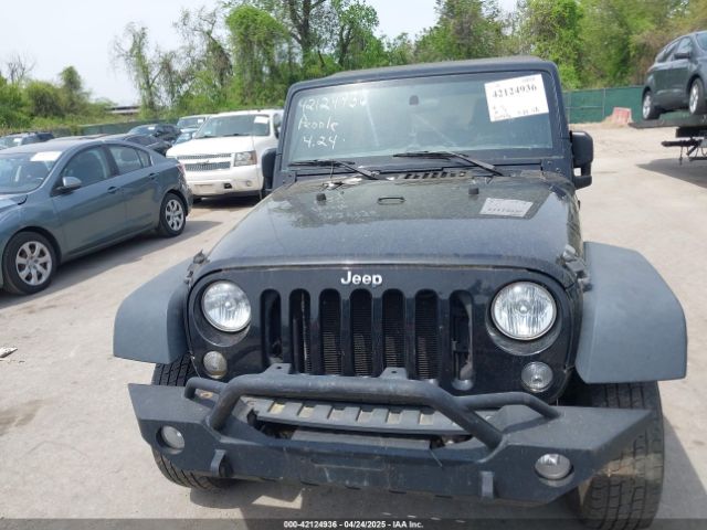 1C4BJWDG7GL124856 Jeep Wrangler Unlimited Sport