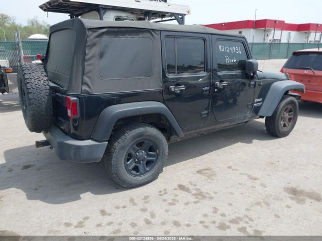 1C4BJWDG7GL124856 Jeep Wrangler Unlimited Sport