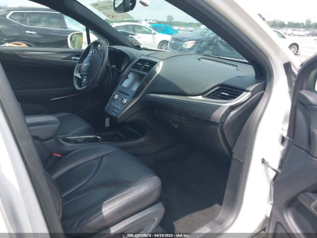 5LMCJ1A96FUJ44904 Lincoln MKC
