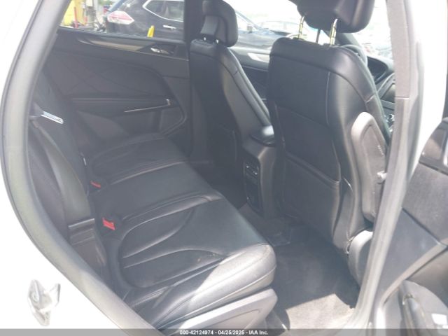 5LMCJ1A96FUJ44904 Lincoln MKC