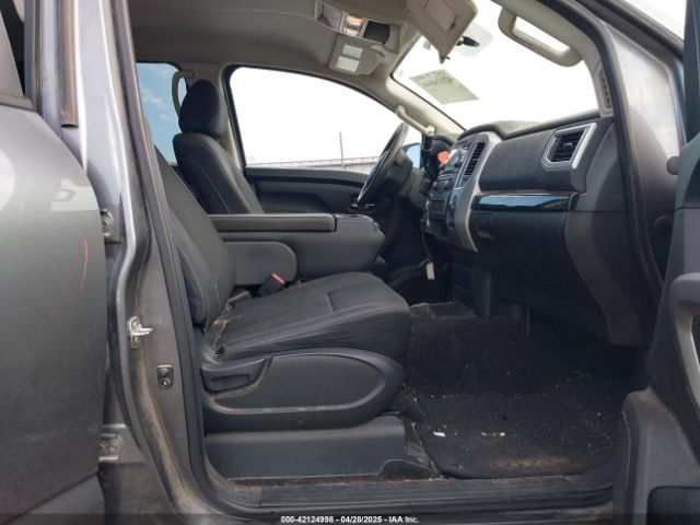 1N6AA1EJ0JN518166 Nissan TITAN SV