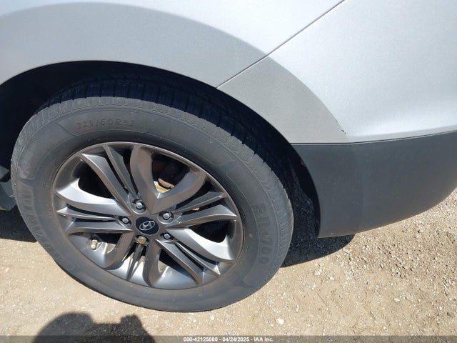 KM8JU3AG1EU806530 Hyundai TUCSON SE