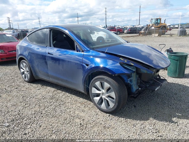 2024 TESLA MODEL Y 7SAYGAEE7RF991627 Photo 0