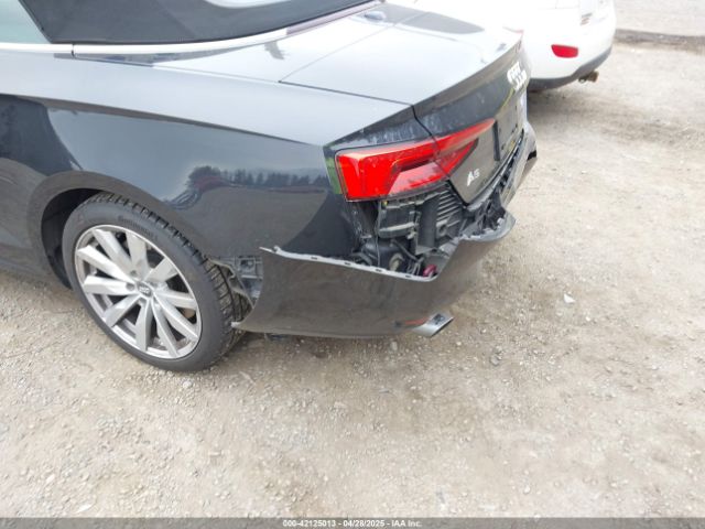 WAUYNGF53JN001452 Audi A5