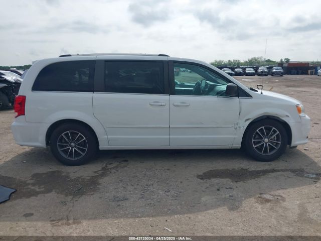 2C4RDGCGXHR861359 Dodge Grand Caravan Sxt