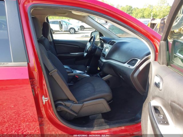 3C4PDCAB7JT340156 Dodge JOURNEY SE