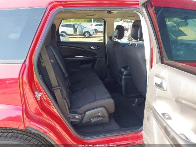 3C4PDCAB7JT340156 Dodge JOURNEY SE