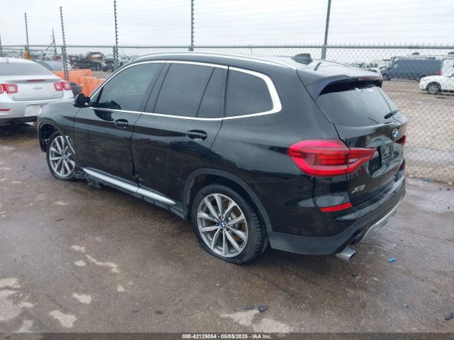 2019 BMW X3 5UXTR7C52KLF31478 Photo 2
