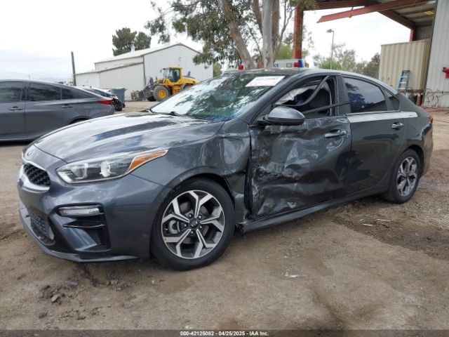 3KPF24AD4ME354906 KIA Forte Lxs