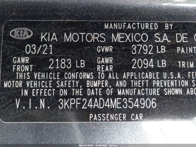 3KPF24AD4ME354906 KIA Forte Lxs