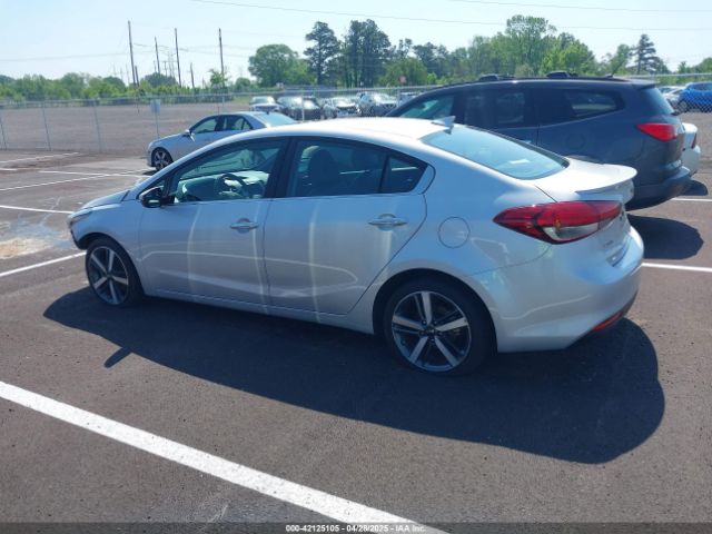 3KPFN4A88JE165326 KIA FORTE EX