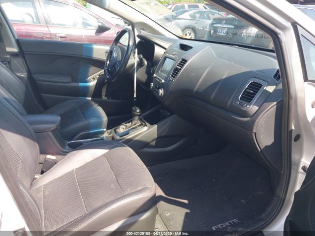 3KPFN4A88JE165326 KIA FORTE EX
